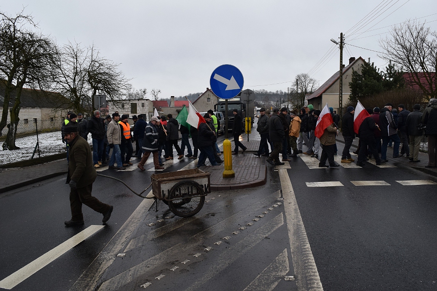 blokada-ujscie1 - Marcin Maziarz
