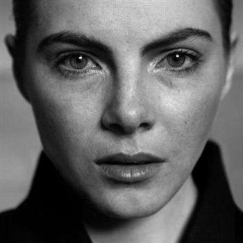 Julia Marcell - Sentiments