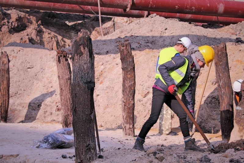 parking podziemny w budowie za bramką (1) - Marcin Wesołowski
