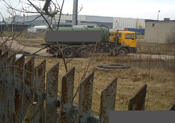 zrzucali scieki do kanalizacji - Straż Miejska Miasta Poznania