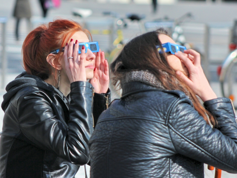 zaćmienie słońca 2015 cd (4) - archiwum Radia Poznań