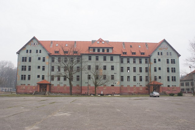 koszary dla seniorów - Pleszew.pl