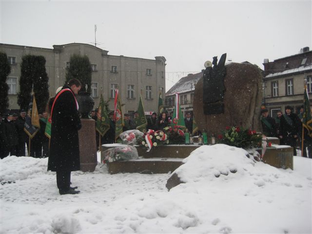 Dobrzyca - zaduszki Mikołajczykowskie - Danuta Synkiewicz