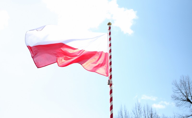 flaga biało-czerwona