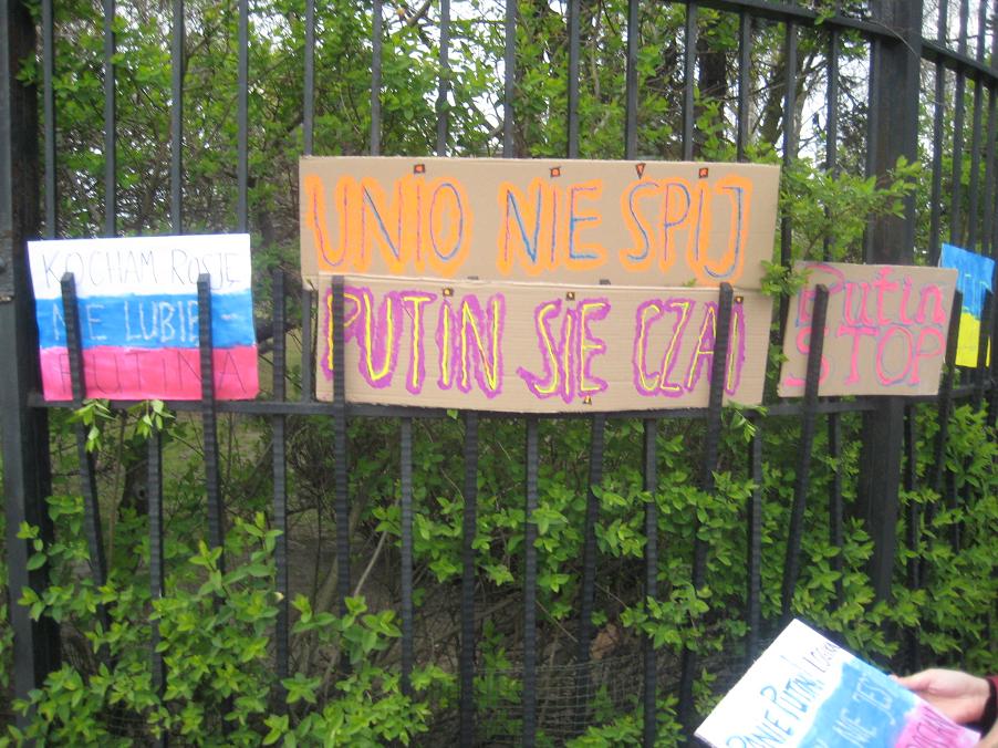 pikieta konsulat (2) - Jacek Butlewski 