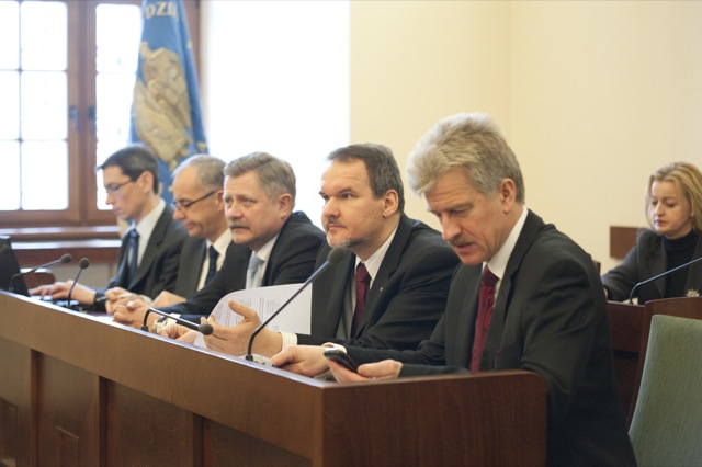 Sesja Rady Miasta - prezydent i wiceprezydenci - Przemek Modliński - Radio Merkury