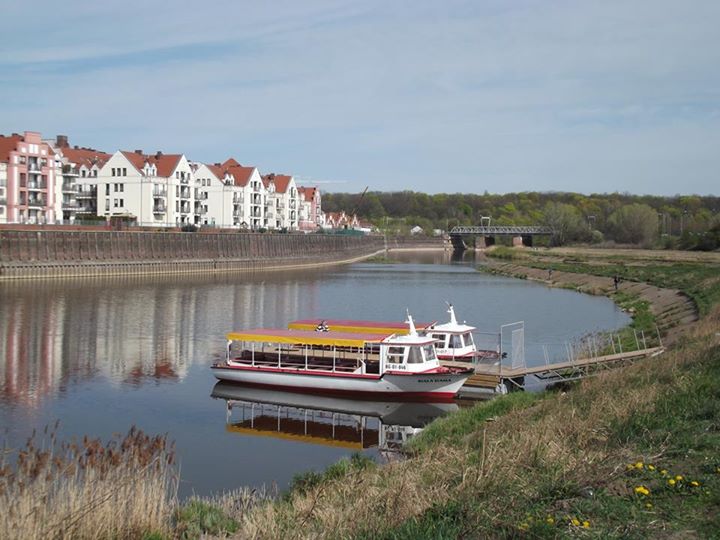 statki w starym porcie - Mariniarze