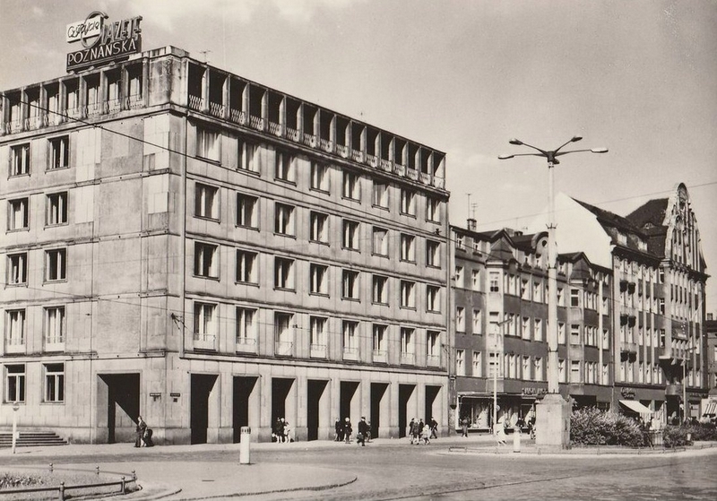 W.Czarnecki gmach KW PZPR, Collegium Historicum - W.Czarnecki gmach KW PZPR 