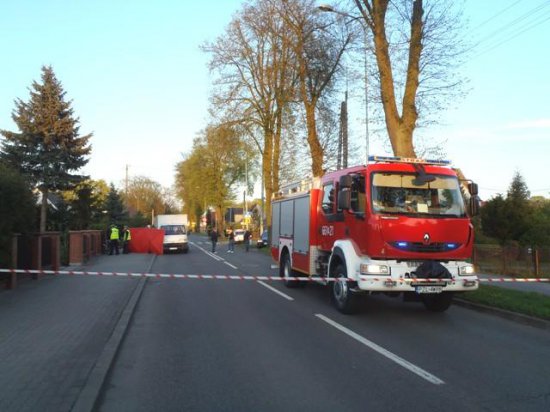 Jastrowska wypadek Złotów - potrącenie rowerzysty - Straż Pożarna  - zdjęcie ilustracyjne