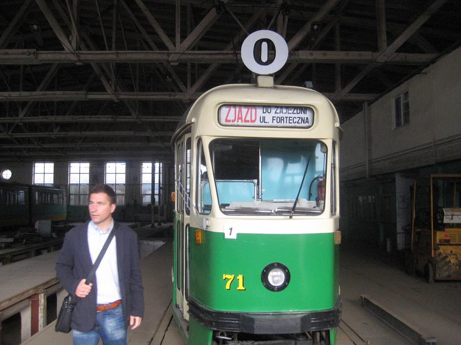 zajezdnia madalińskiego (15) - Jacek Butlewski 