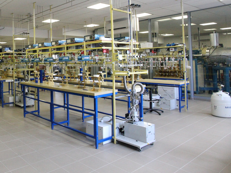 2001_laboratorium radioweglowe C14 - PPNT