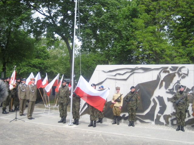 pomnik drugiej armii (7) - Jacek Butlewski