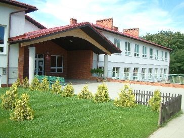 szkoła w Jerzykowie - budynek - ZS w Jerzykowie