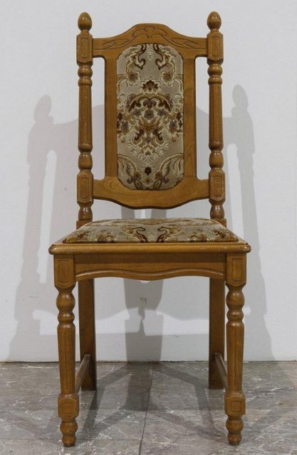 Krzesła z Zamku - CK Zamek