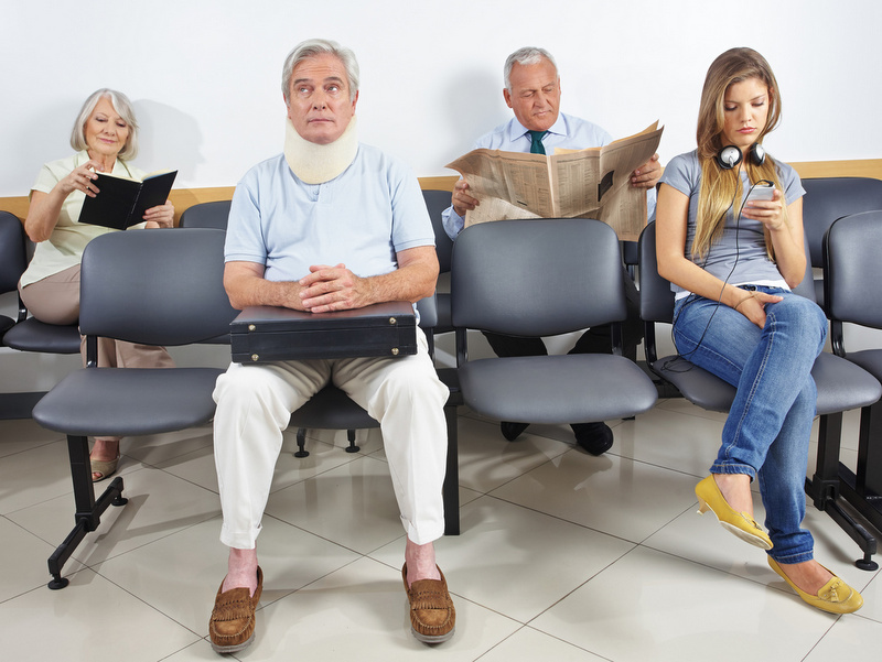 w poczekalni lekarskiej, przychodnia, poradnia - Radio Merkury - Fotolia.pl