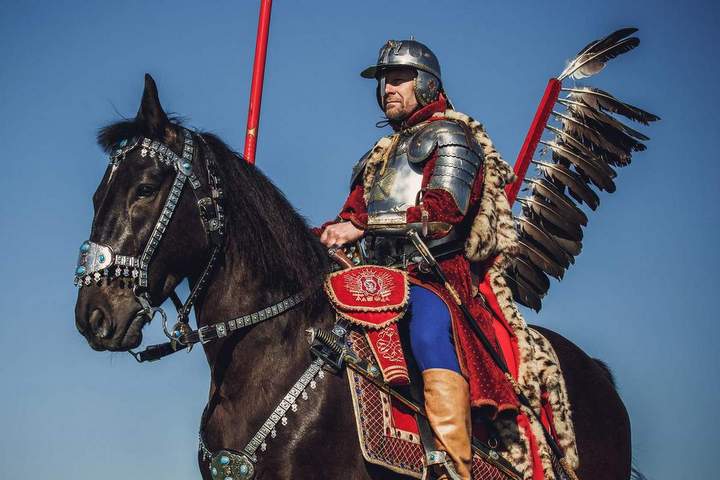 husaria pod gnieznem - Piotr Owczarek - www.wdobrymkadrze.pl