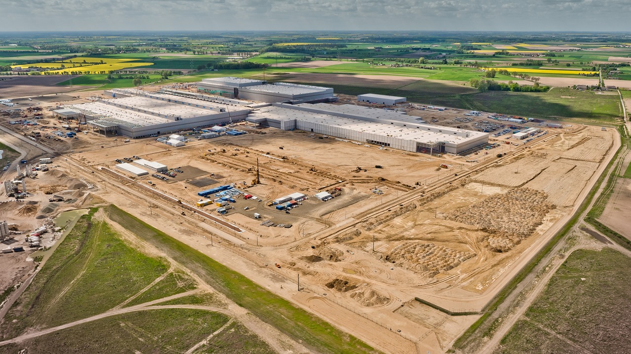 budowa fabryki volkswagena z lotu - Volkswagen Poznań