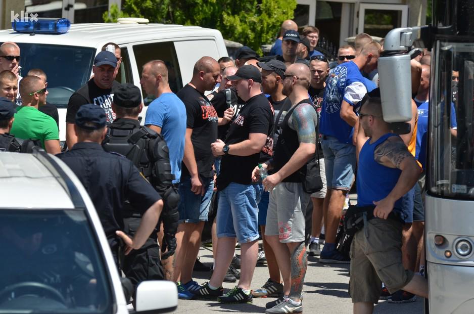 kibice lecha w sarajewie - Twitter.com