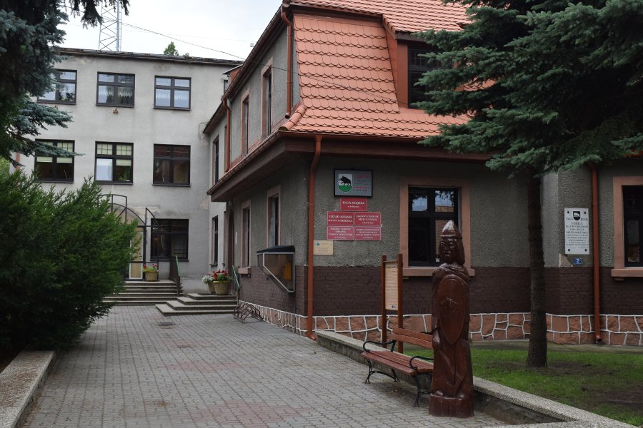 lobzenica-urzad-gminy - Marcin Maziarz