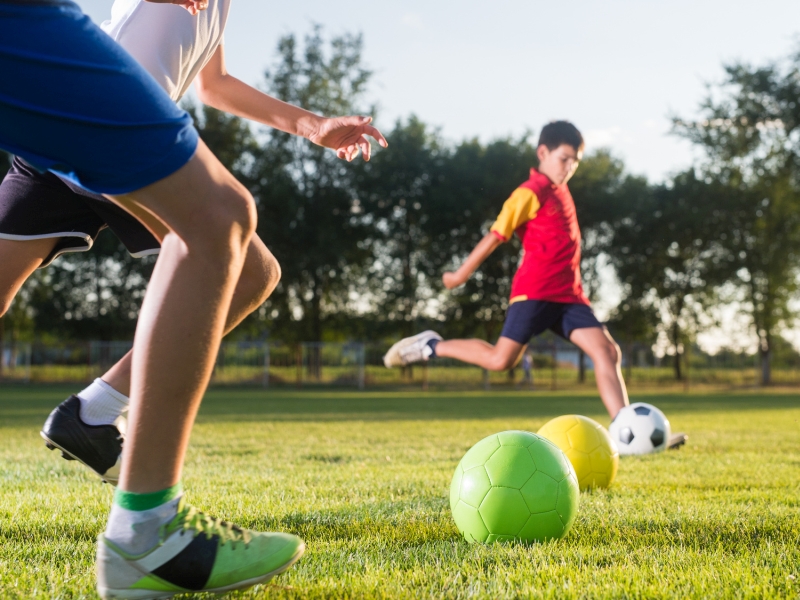 dzieci piłka wf - Fotolia