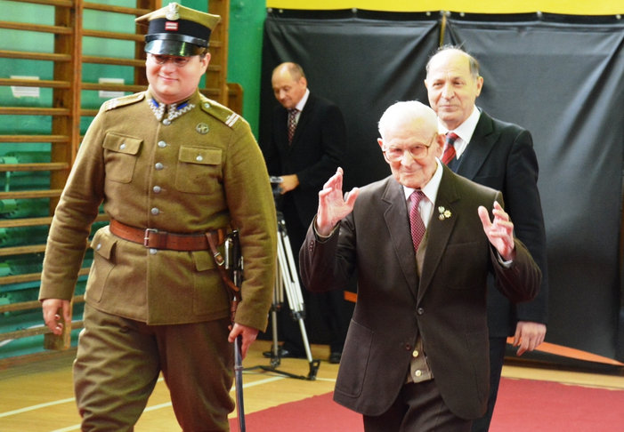 porucznik kufel - UMP