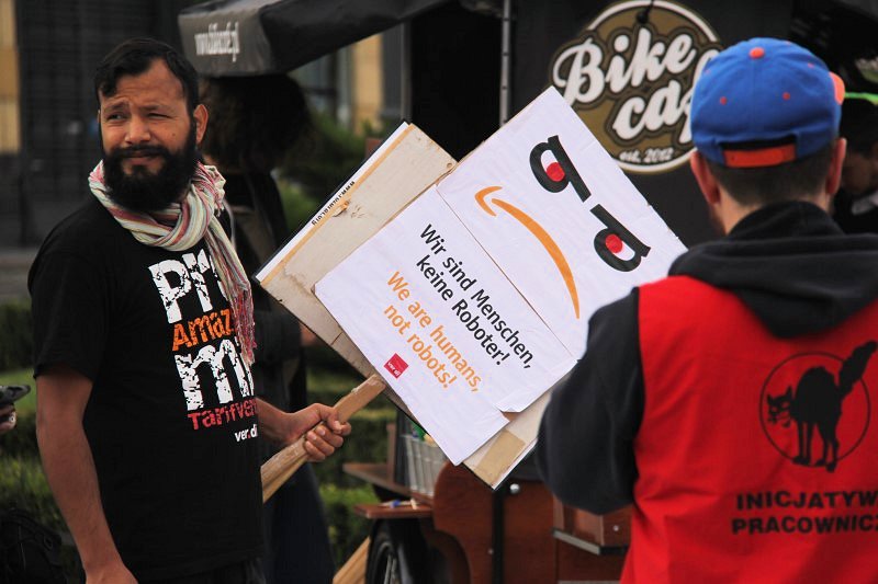 Amazon protest - Grzegorz Maciejewski