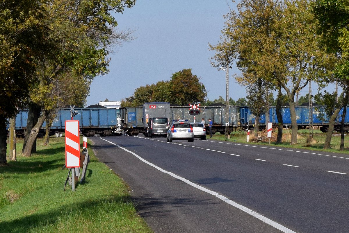 przejazd-rogozno-dk11 - Marcin Maziarz