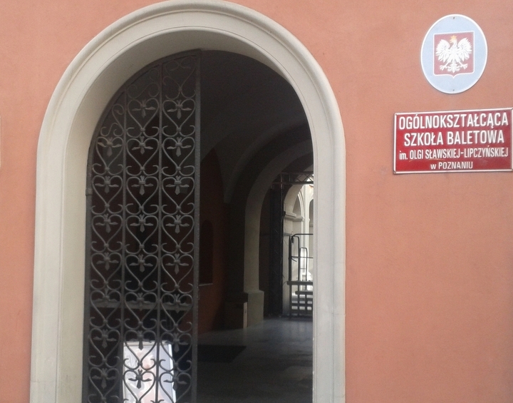 szkola baletowa wejscie22 - Radio Merkury