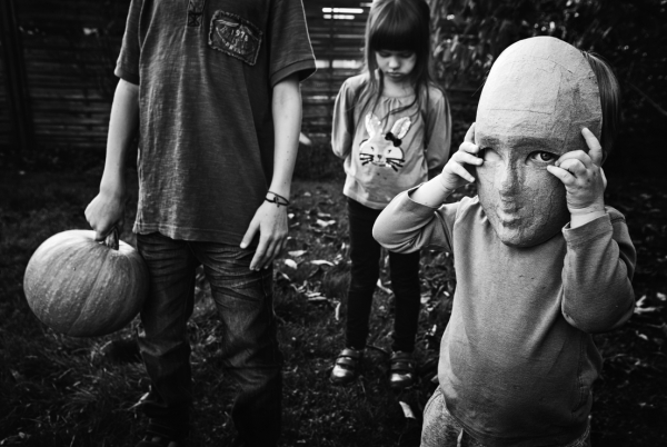 trzy - Monika Strzelecka