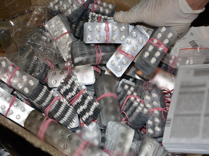 magazyn leków fałszywej farmaceutki - Policja Leszno