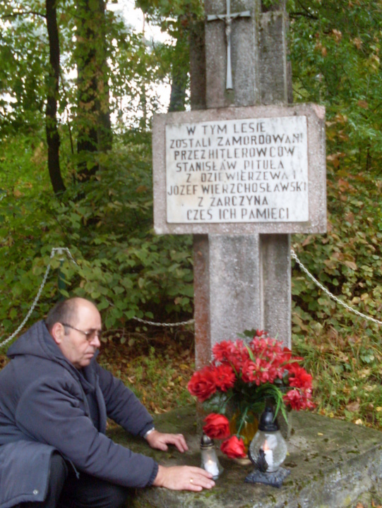 Miejsce pamięci w Lesie Żarczyńskim