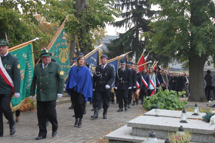 Zapal Znicz Pamięci 2015 w Książu Wielkopolskim