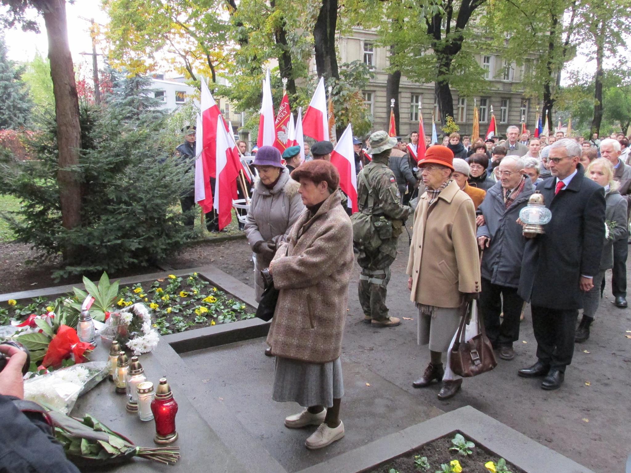 leszno tablica rozstrzelanych - UM Leszno