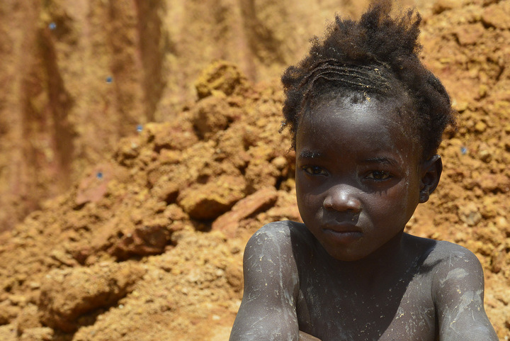 plakat podaj mydło - Redemptoris Missio