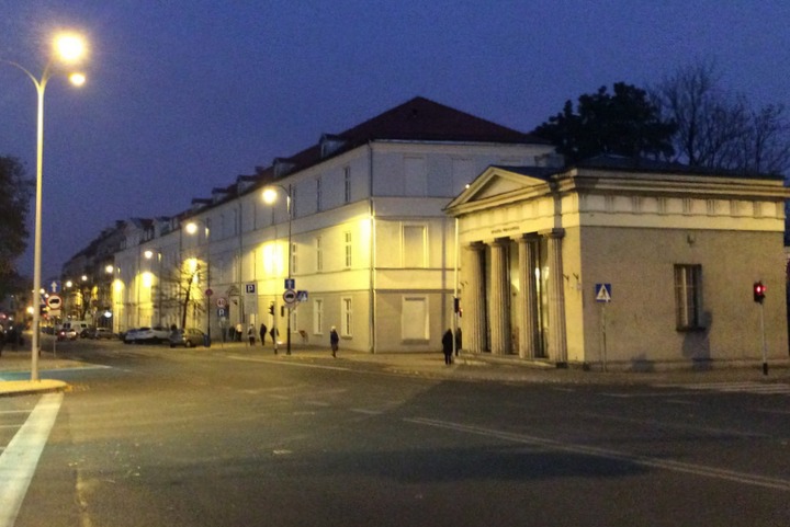 ulica kalisza nocą - Wojciech Biedak